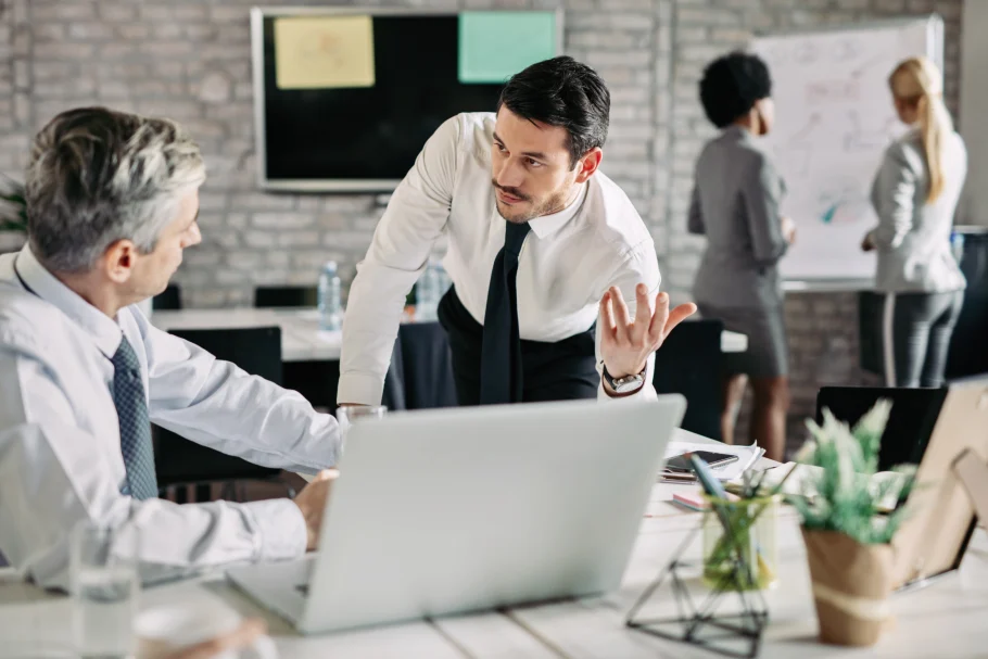 Why do Businesses Fail: A Look at Internal Mistakes and External Market Forces